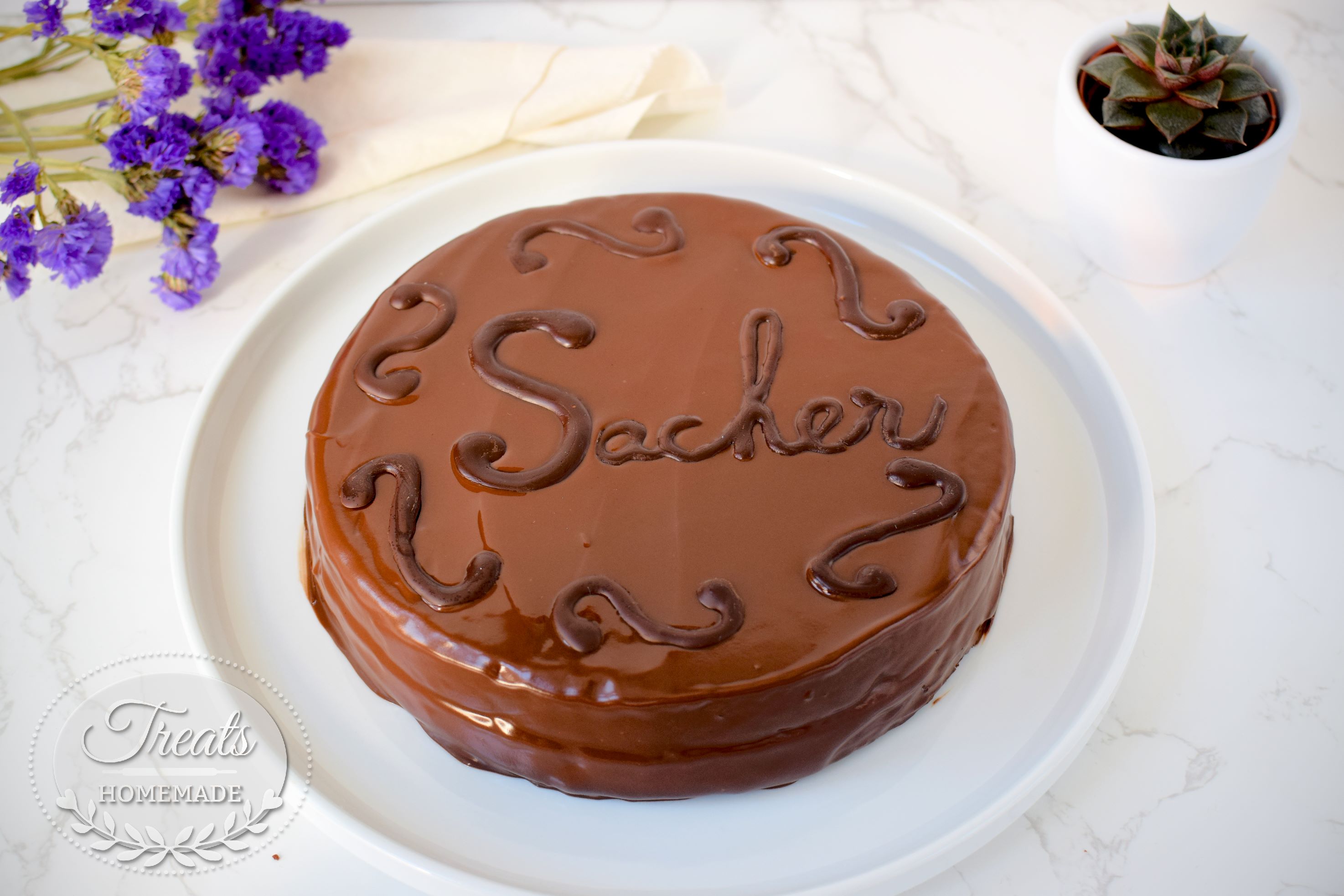 Viennese Sacher Cake - Recipe | Bonapeti.com